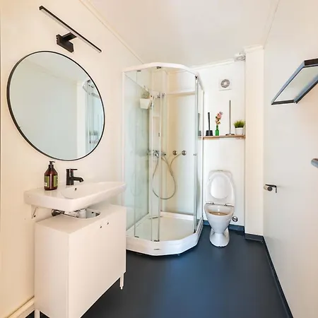 Spacious 4br Near Downtown & Ocean Apartment