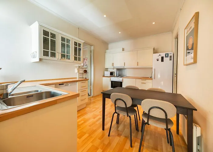 Spacious 4br Near Downtown & Ocean ベルゲン
